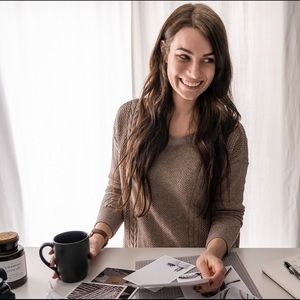 Meet your Posher, Whitney